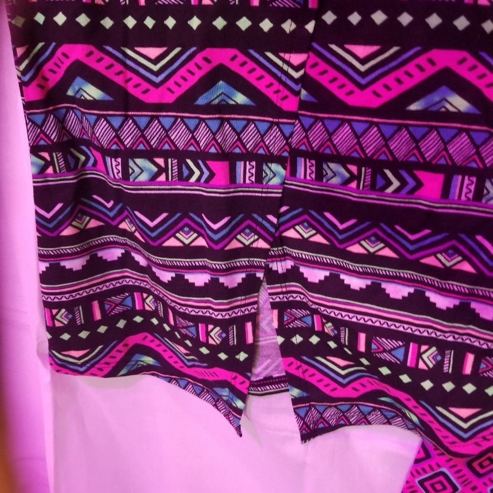 2pc set. Capri leggings and top size 4 - Picture 3 of 4